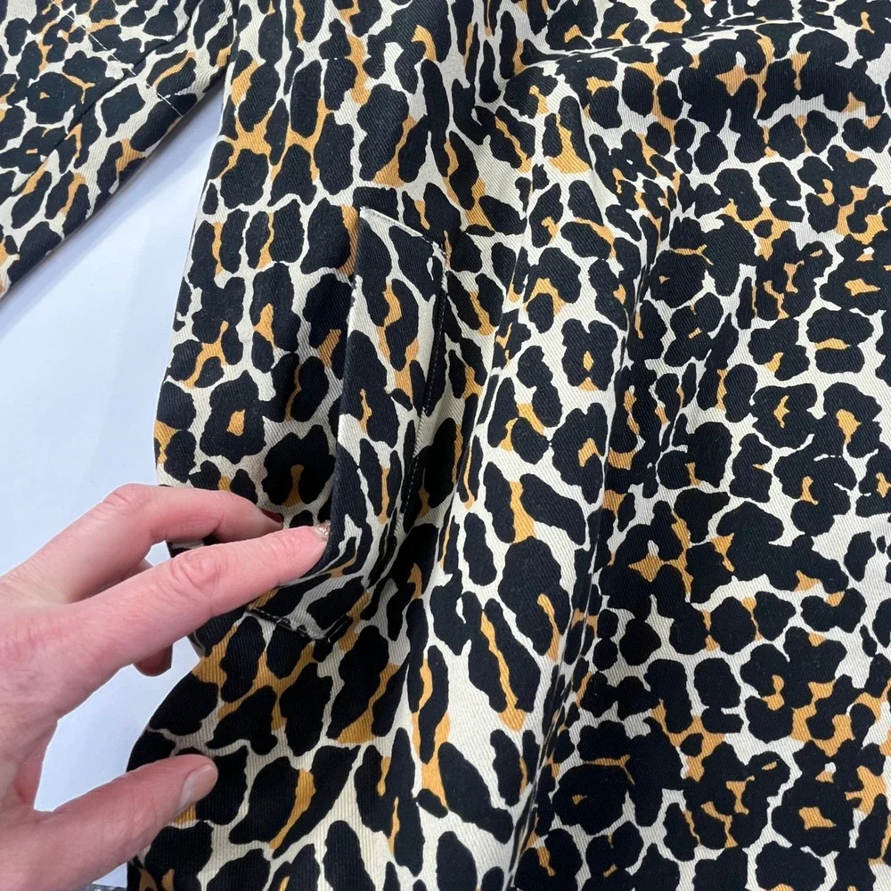 NEW YORK & COMPANY Cheetah Print Blazer Womens M Button Front‎ Pockets Jacket